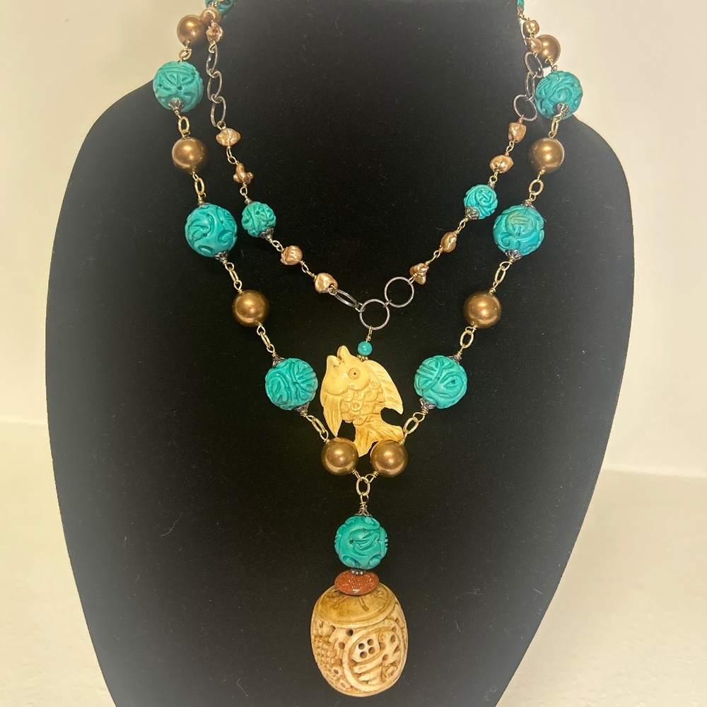 Women’s multi strand costume necklace
